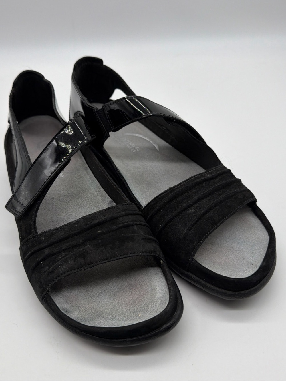Naot Kirei Black Patent Suede Ruched Comfort Sandals 71001 Womens 40 US 9-9.5